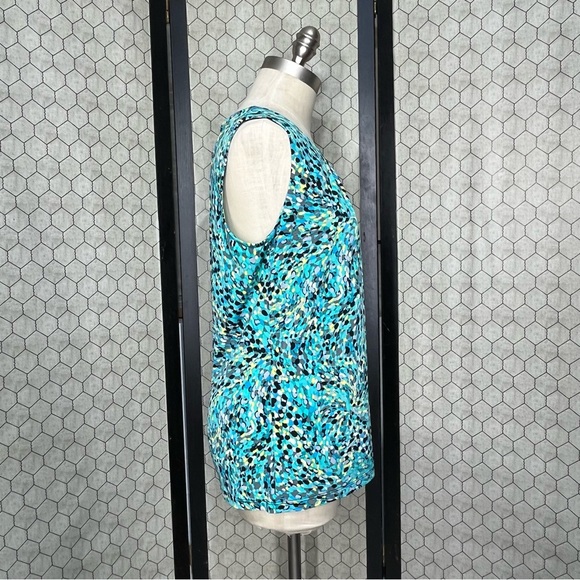 Kasper Sleeveless Top - Picture 2 of 10